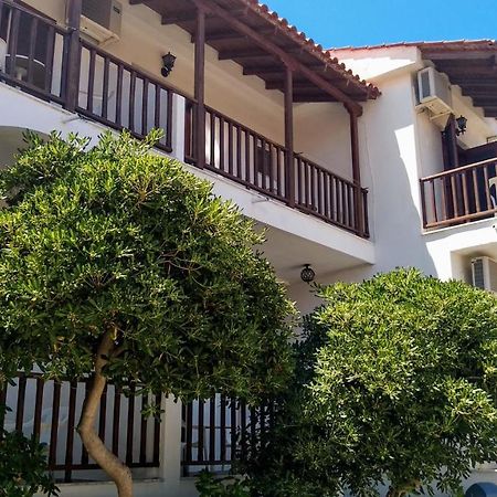 Ilaira Aparthotel Skala Eresou Bagian luar foto