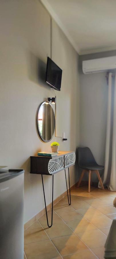 Ilaira Aparthotel Skala Eresou Bagian luar foto